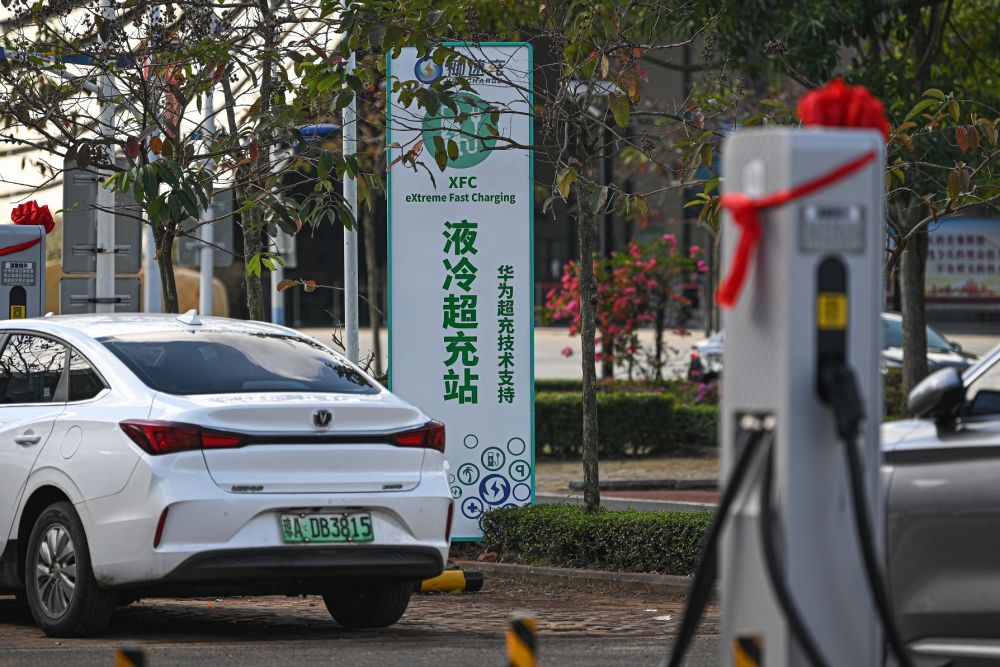 關(guān)于所謂的2024新澳門正版免費資本車的真相揭露——警惕網(wǎng)絡(luò)賭博陷阱，警惕網(wǎng)絡(luò)賭博陷阱，揭露所謂澳門正版免費資本車真相